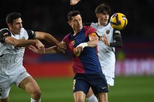 华体会体育-每体:莱万很可能缺席国王杯决赛,弗里克考虑费兰或奥尔莫踢中锋