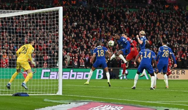 【联赛杯】范戴克加时头球杀！利物浦1-0切尔西捧杯