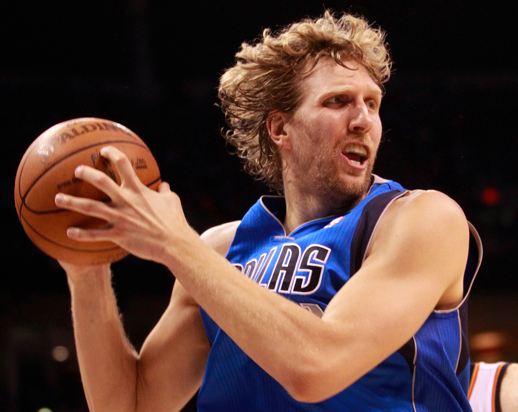 华体会体育-库里9000球里程碑仅第26！现役6人上榜 老詹独占鳌头冲16000大关